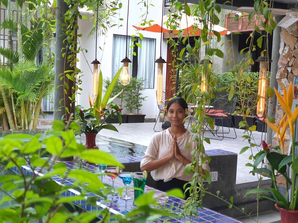 Central Corner D'Angkor Siem Reap Exterior photo