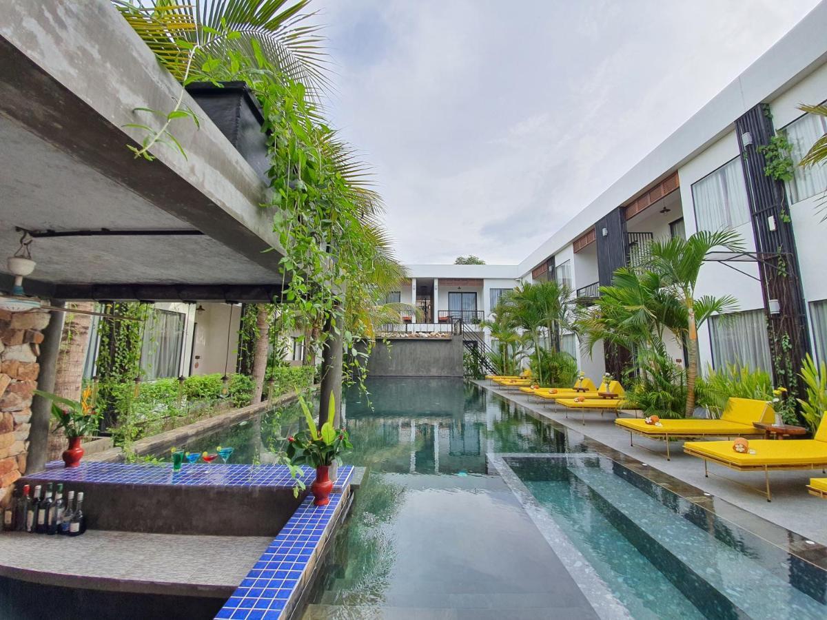 Central Corner D'Angkor Siem Reap Exterior photo