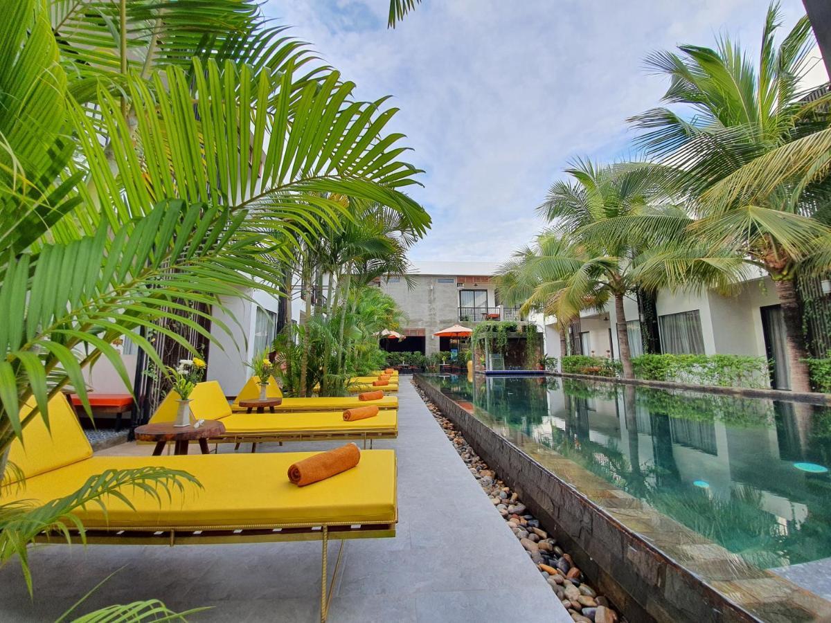 Central Corner D'Angkor Siem Reap Exterior photo