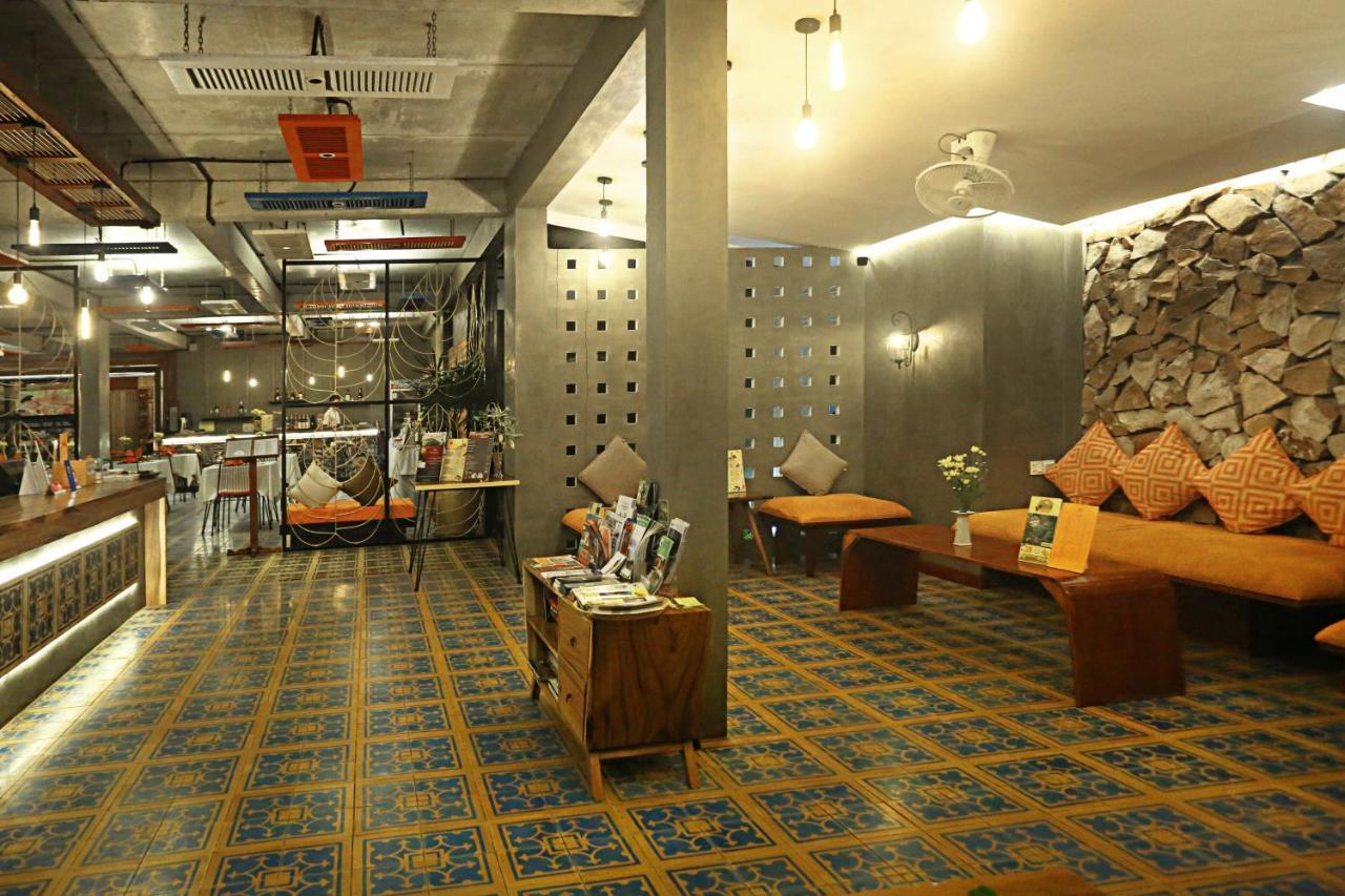 Central Corner D'Angkor Siem Reap Exterior photo